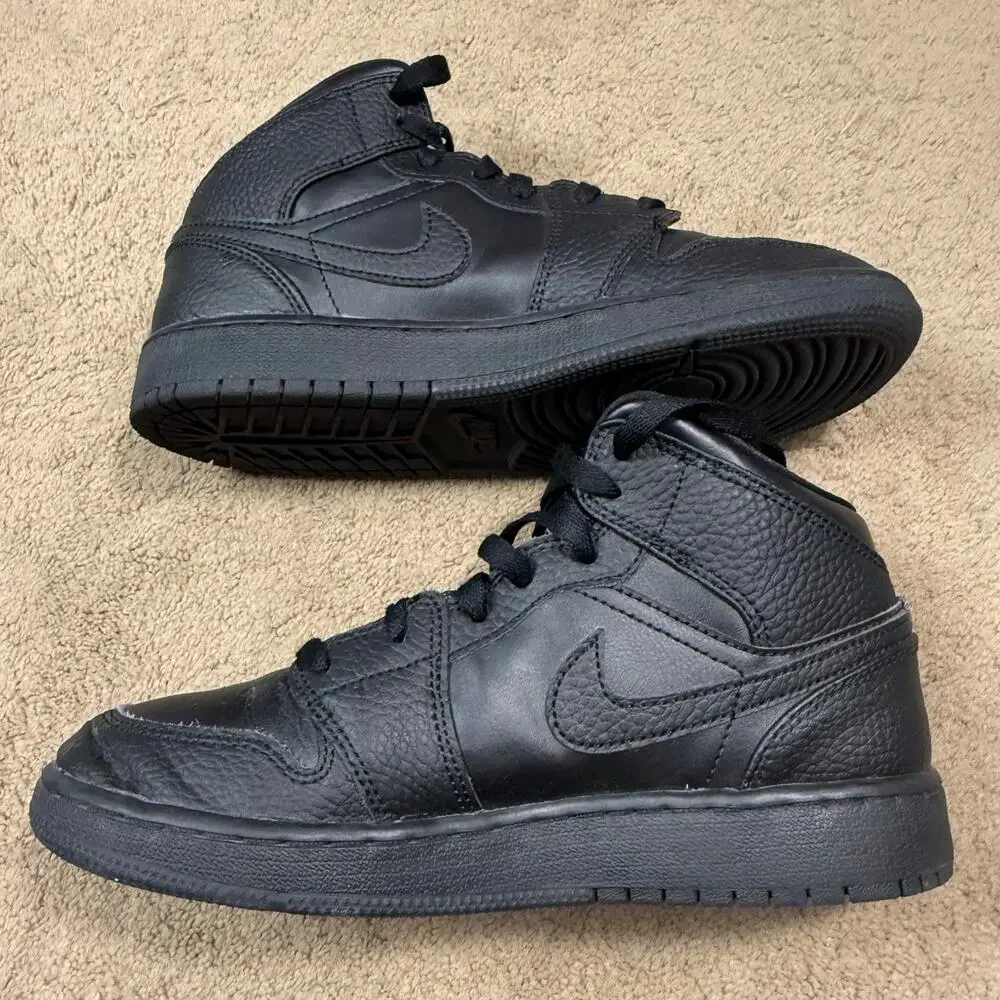 NIKE Air Jordan 1 Mid Triple Black Sneakers Size 6 Youth 6Y